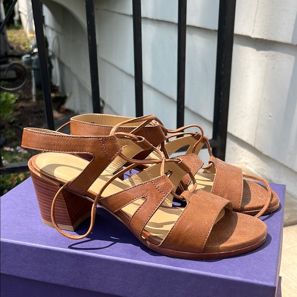 Stuart Weitzman Brown Tie Girl Chorus Lace Up Strappy Block Heel Sandal